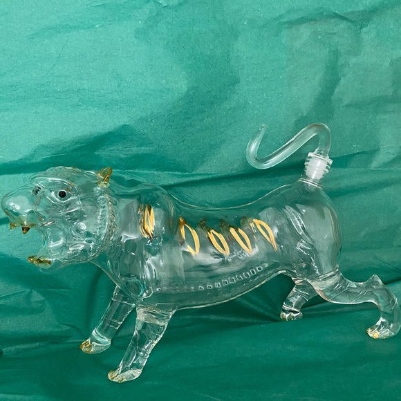 Hand Blown Tiger Decanter - Picture 2 of 8
